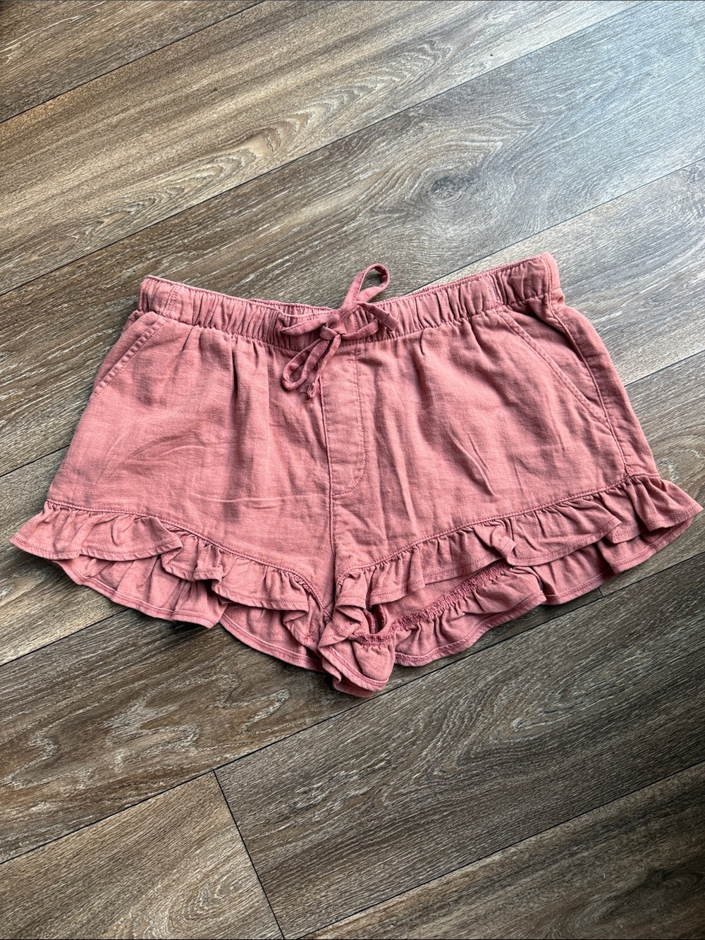 Women’s Ruffle Hem Drawstring Shorts - Dusty Rose